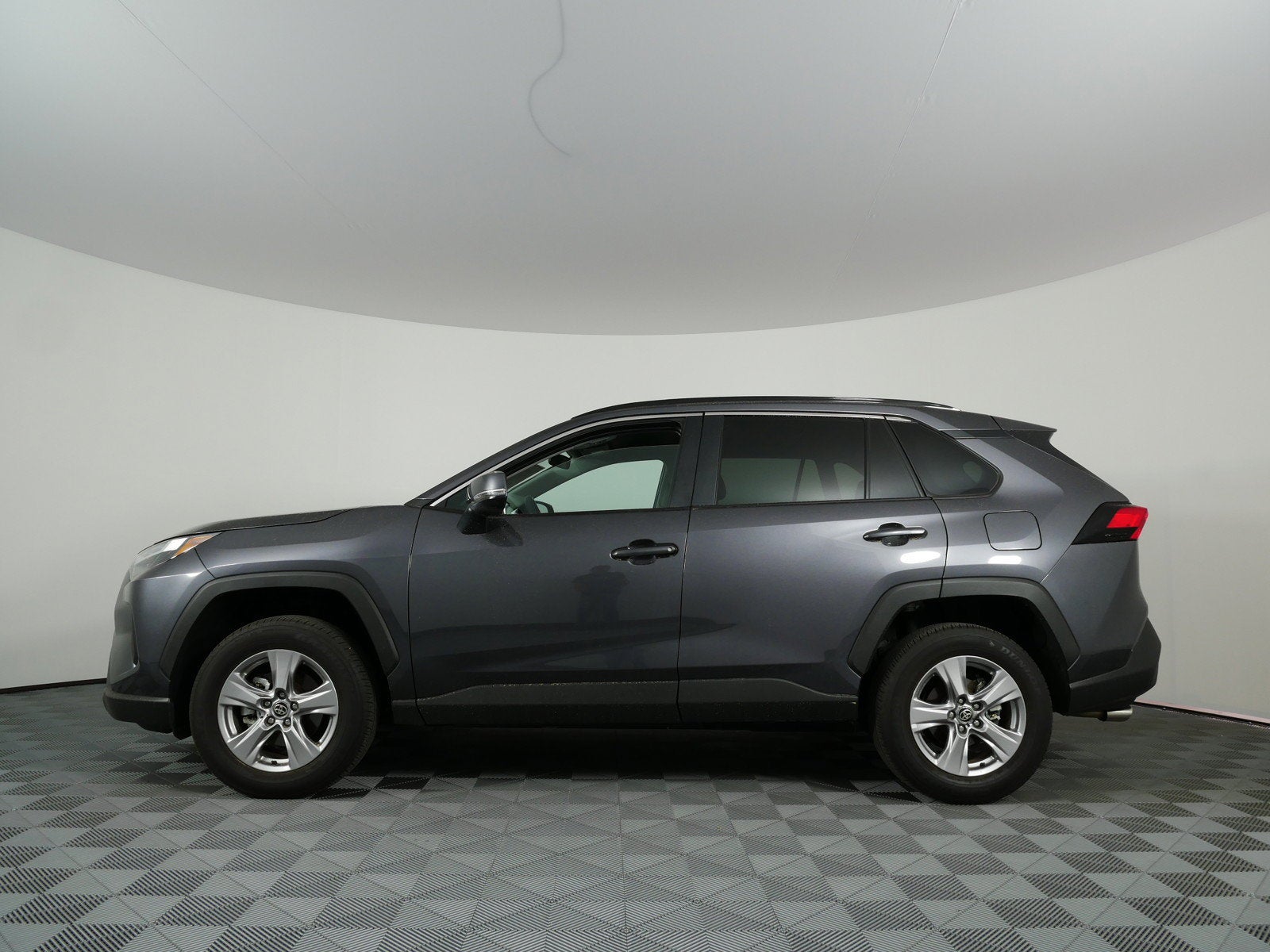 2025 Toyota RAV4 XLE AWD *CLEAN CARFAX*