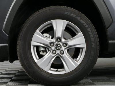 2025 Toyota RAV4 XLE AWD *CLEAN CARFAX*
