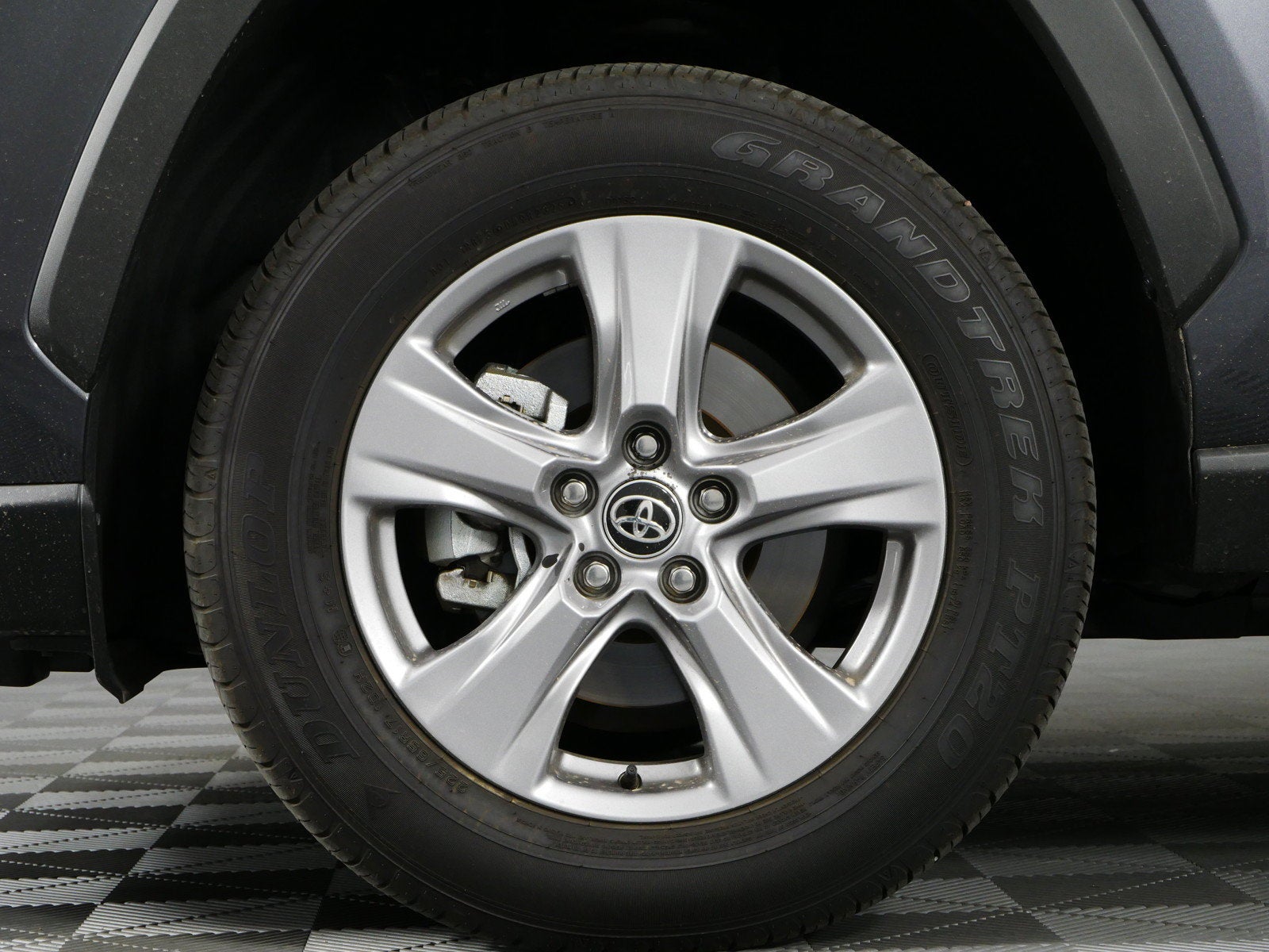 2025 Toyota RAV4 XLE AWD *CLEAN CARFAX*