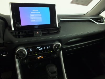 2025 Toyota RAV4 XLE AWD *1-OWNER!*