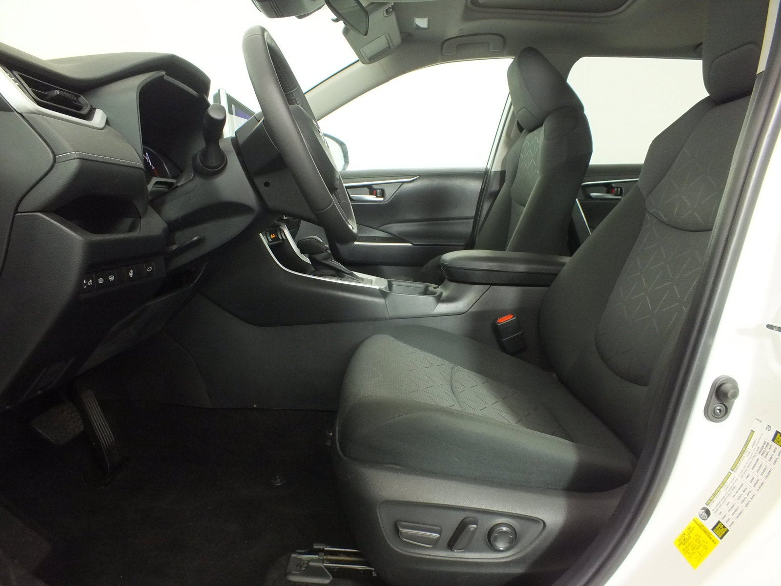 2024 Toyota RAV4 XLE AWD *1-OWNER*