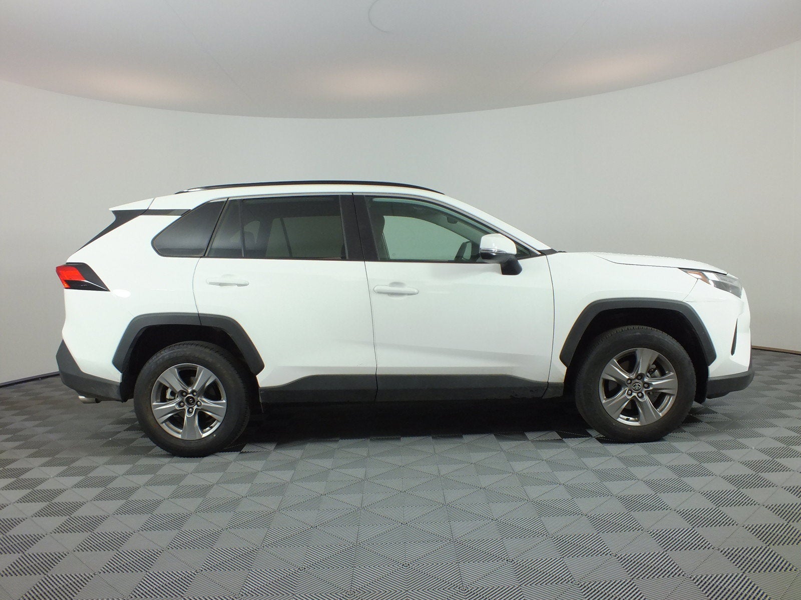 2024 Toyota RAV4 XLE AWD *1-OWNER*