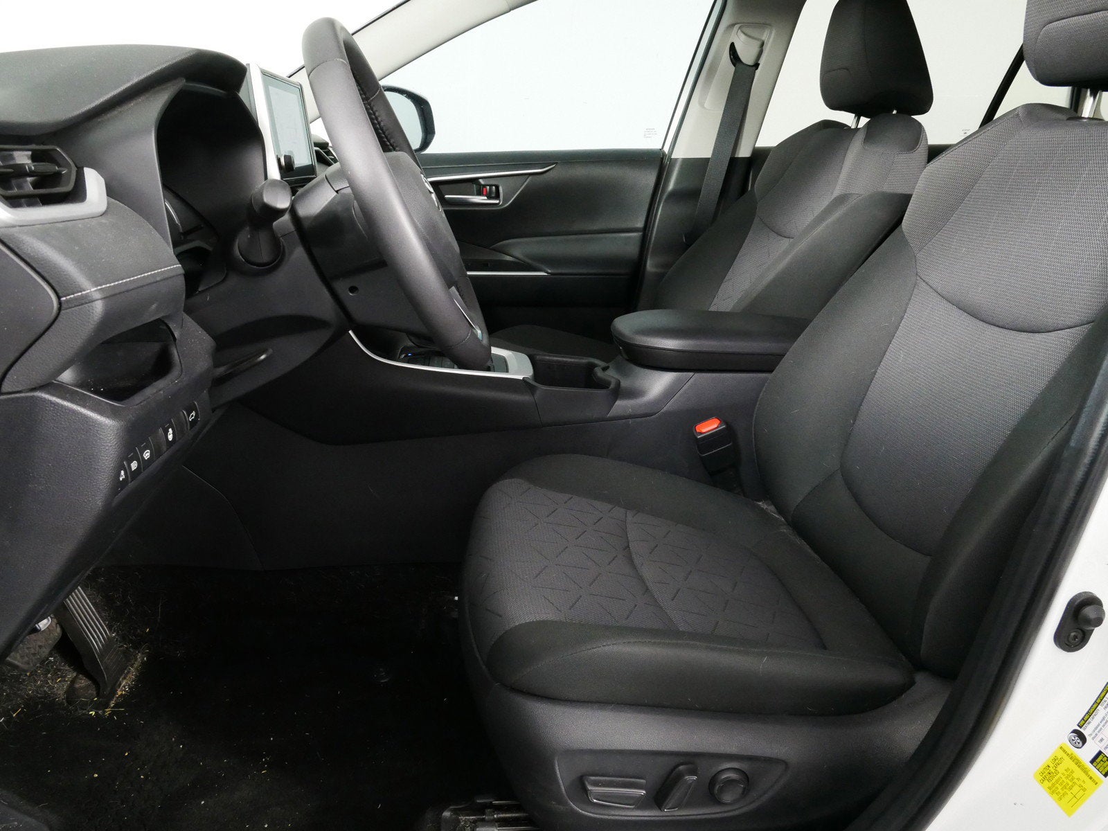 2025 Toyota RAV4 XLE AWD *1-OWNER, CLEAN CARFAX!*
