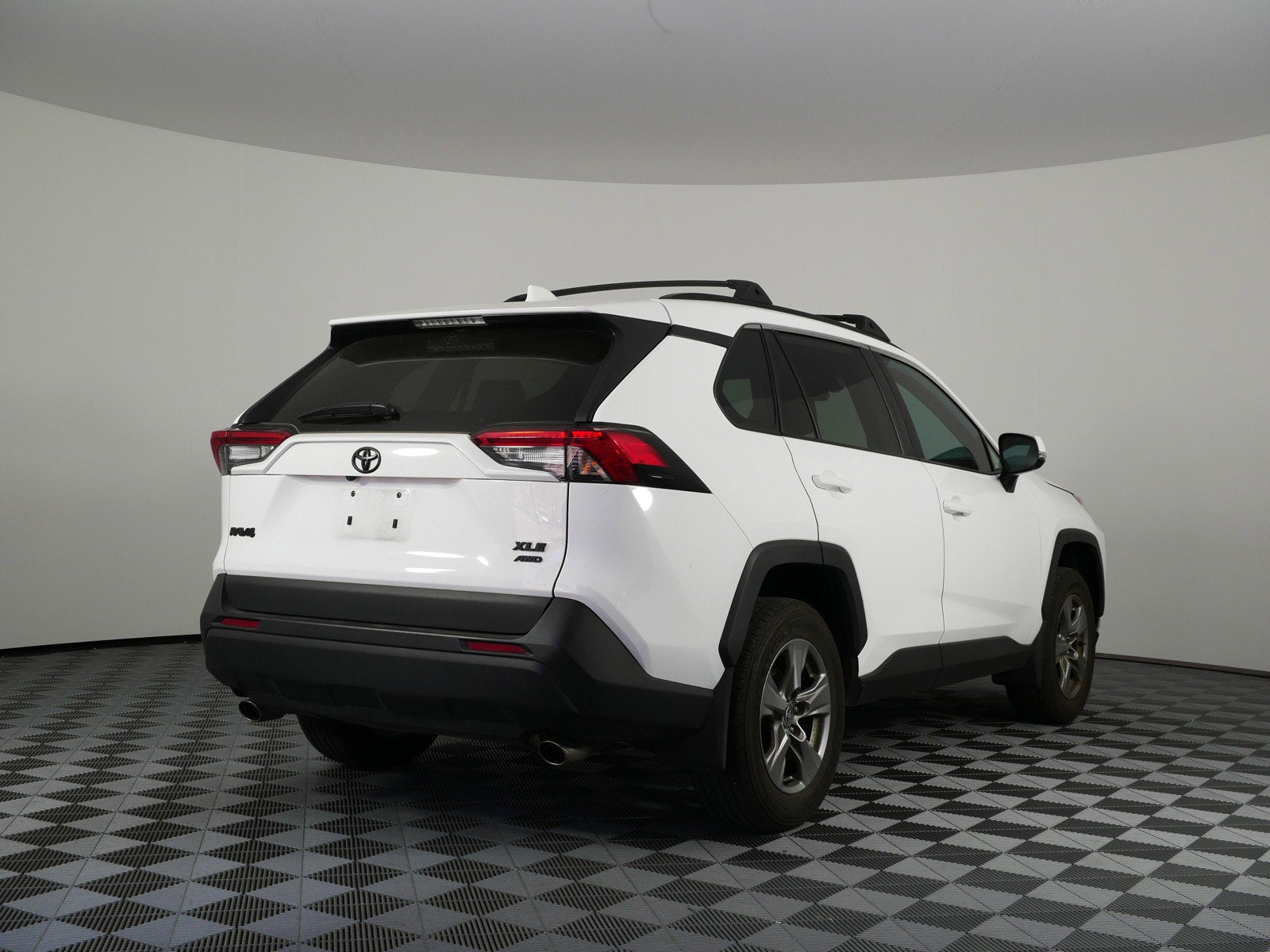 2025 Toyota RAV4 XLE AWD *1-OWNER, CLEAN CARFAX!*