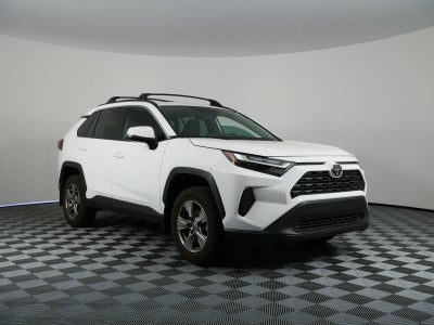 2025 Toyota RAV4 XLE AWD *1-OWNER, CLEAN CARFAX!*
