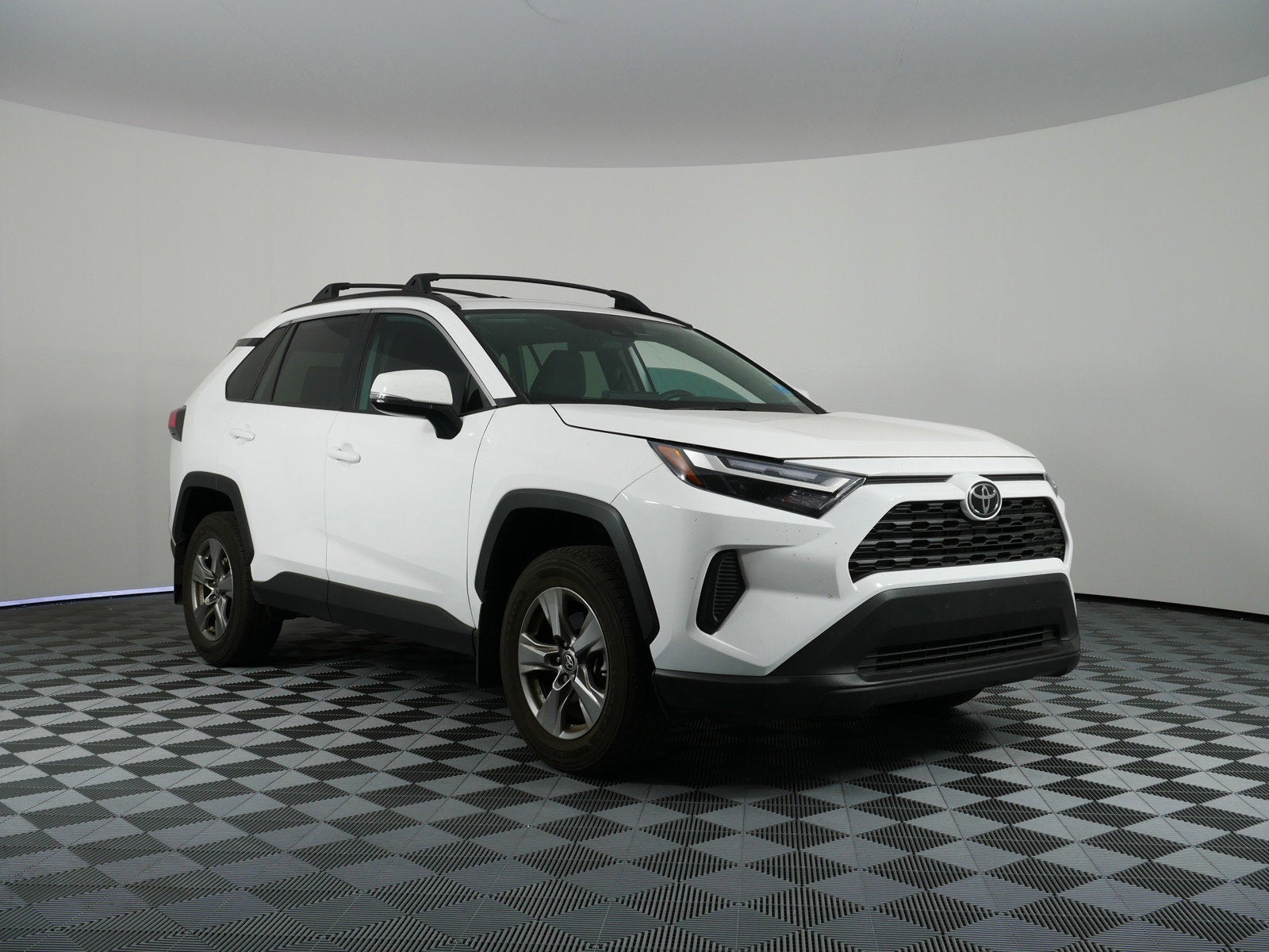 2025 Toyota RAV4 XLE AWD *1-OWNER, CLEAN CARFAX!*