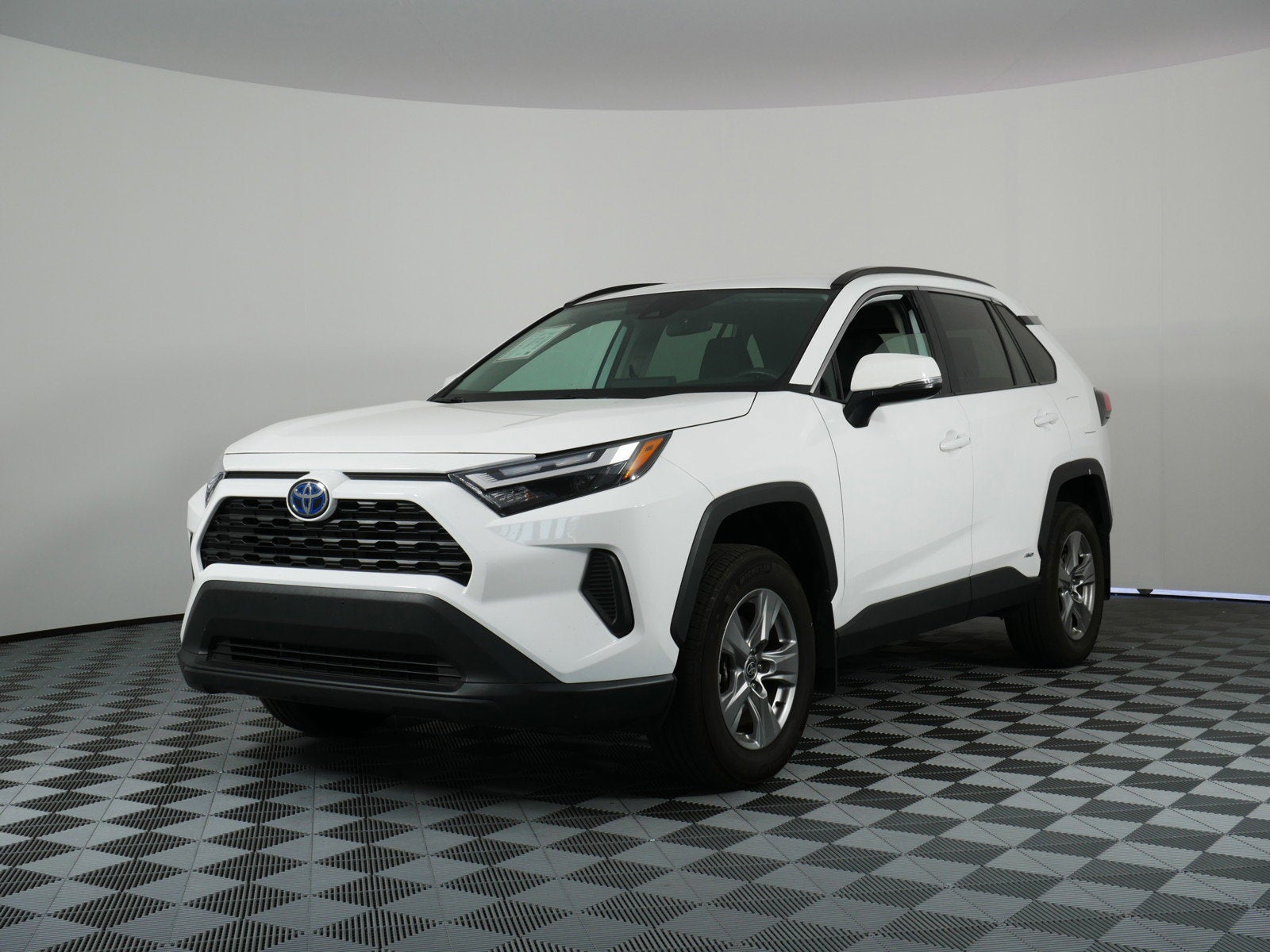 2024 Toyota RAV4 Hybrid XLE AWD *CLEAN CARFAX!*