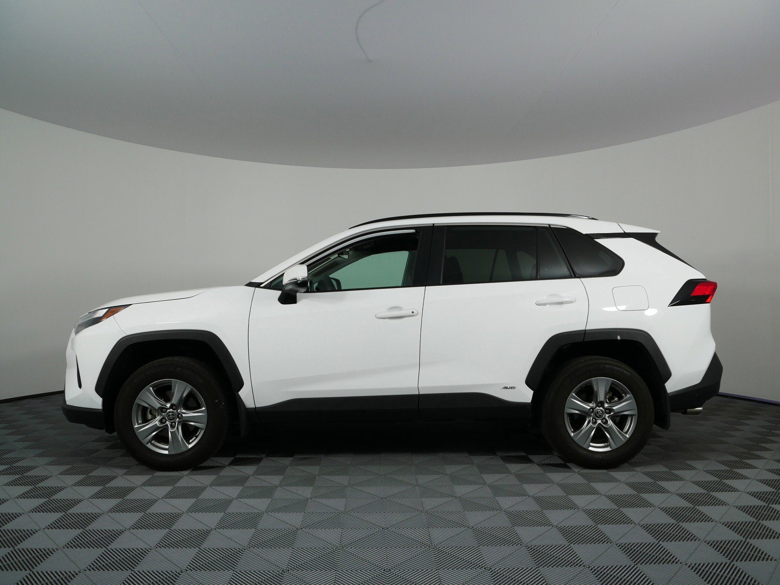 2024 Toyota RAV4 Hybrid XLE AWD *CLEAN CARFAX!*