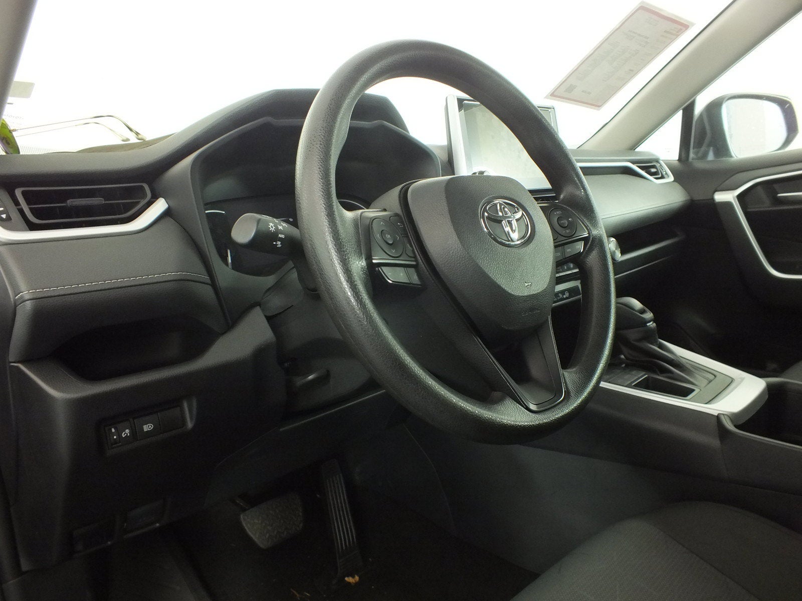 2025 Toyota RAV4 XLE *1-OWNER*