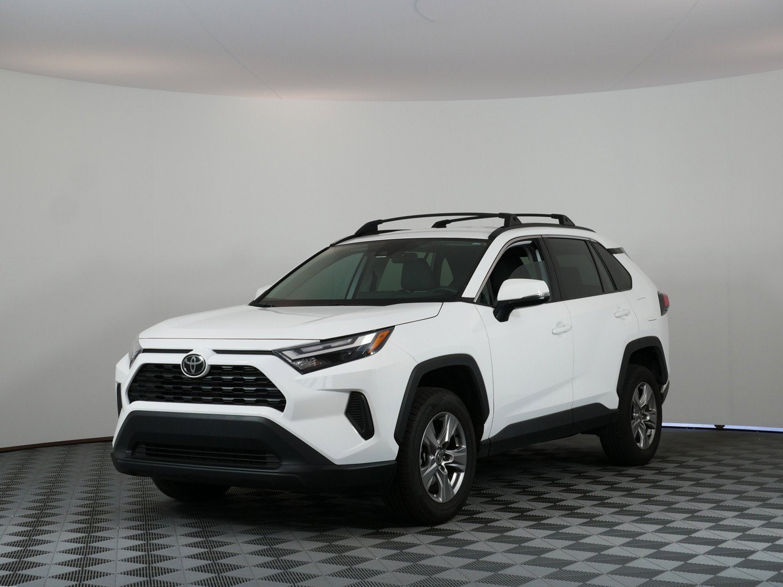 2023 Toyota RAV4 XLE *1-OWNER*
