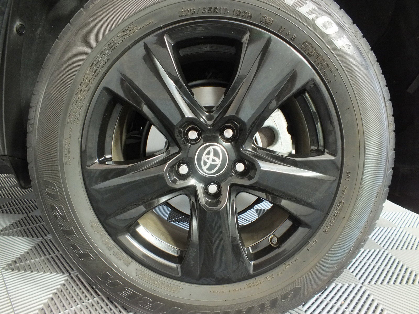 2024 Toyota RAV4 XLE *1-OWNER*