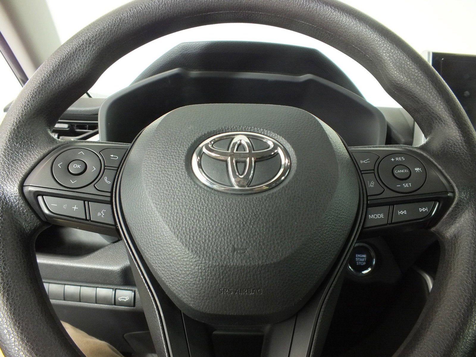 2024 Toyota RAV4 XLE *1-OWNER*