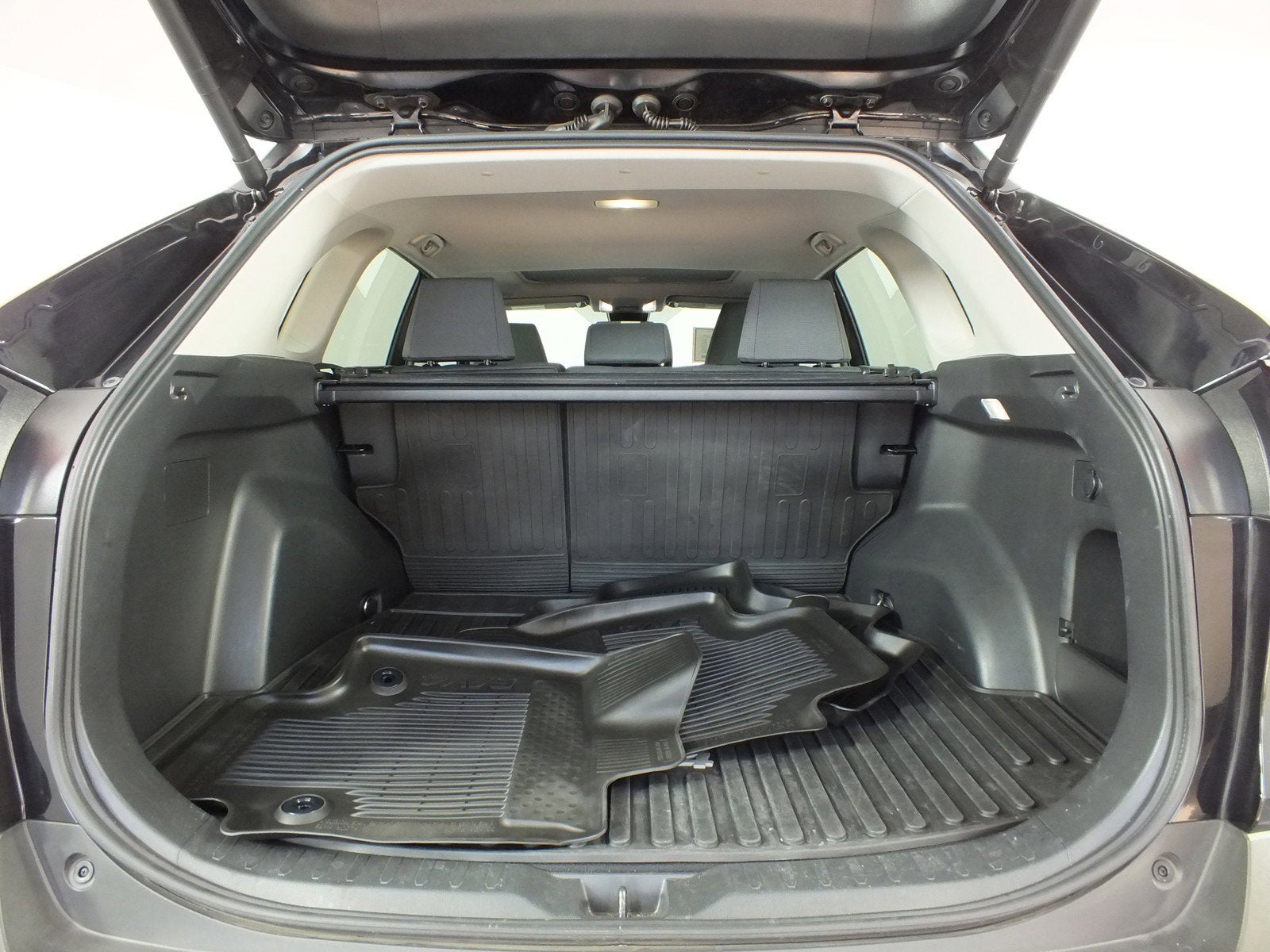 2024 Toyota RAV4 XLE *1-OWNER*