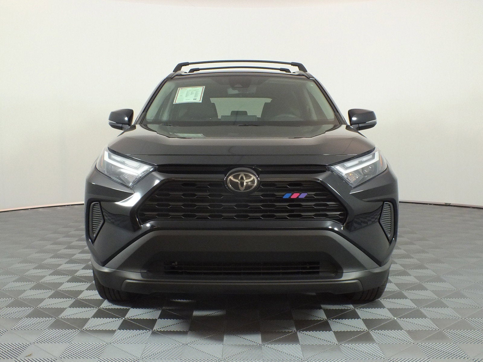 2024 Toyota RAV4 XLE *1-OWNER*