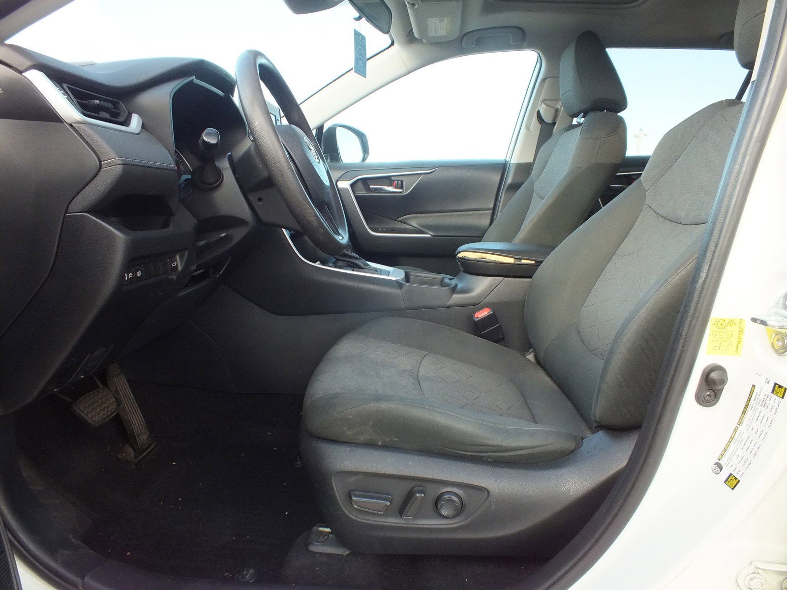 2021 Toyota RAV4 XLE *RELIABLE DAILY DRIVER*