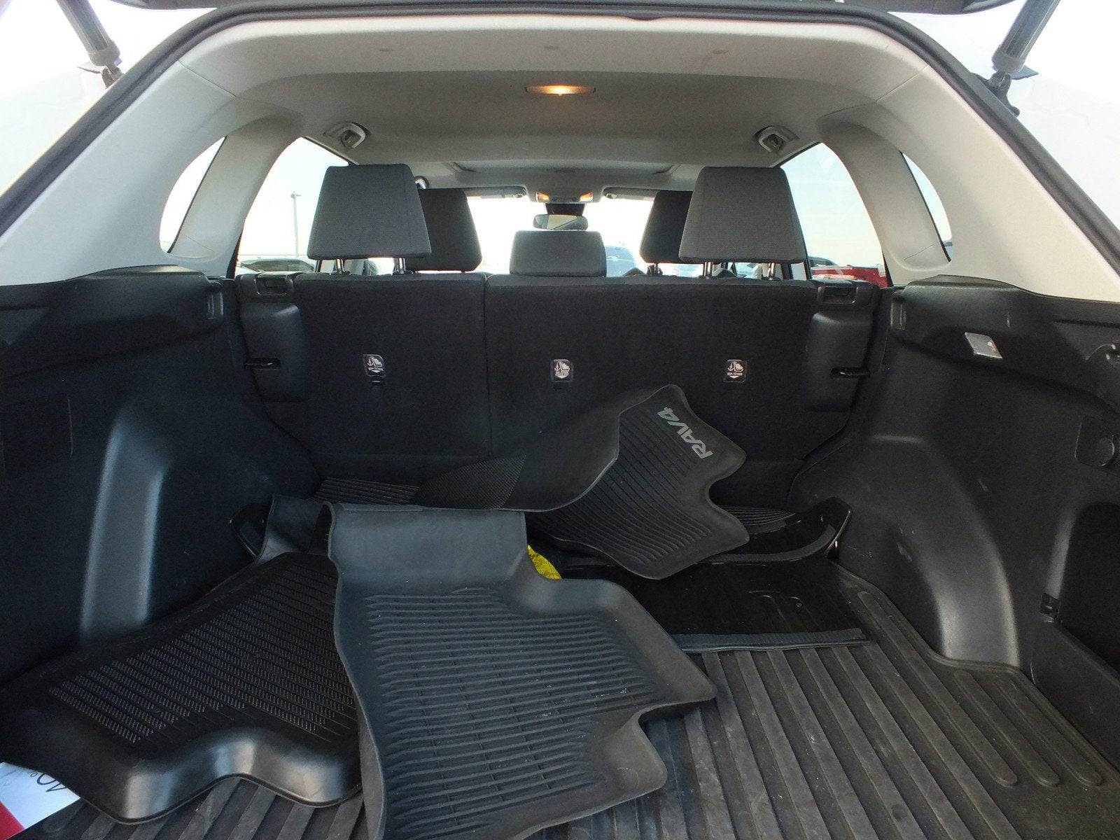 2021 Toyota RAV4 XLE *RELIABLE DAILY DRIVER*