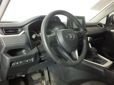2021 Toyota RAV4 XLE *CLEAN CARFAX*