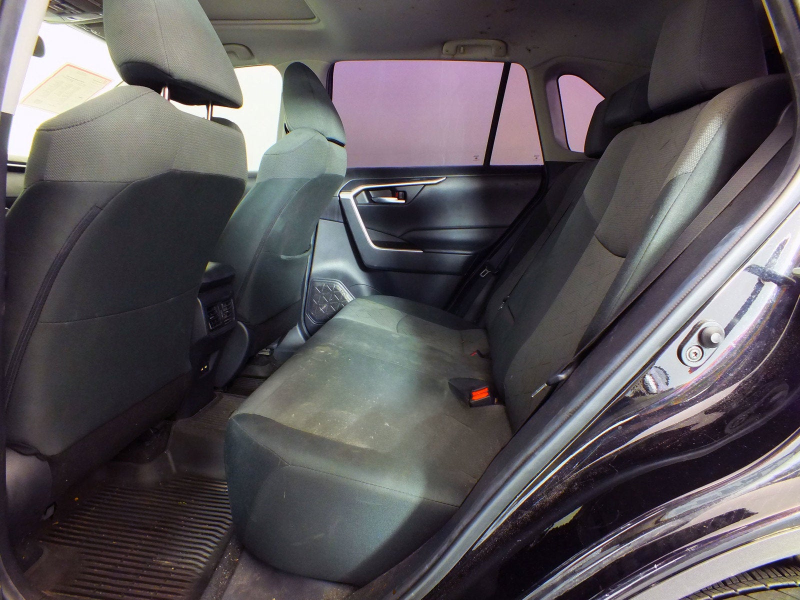 2021 Toyota RAV4 XLE *CLEAN CARFAX*