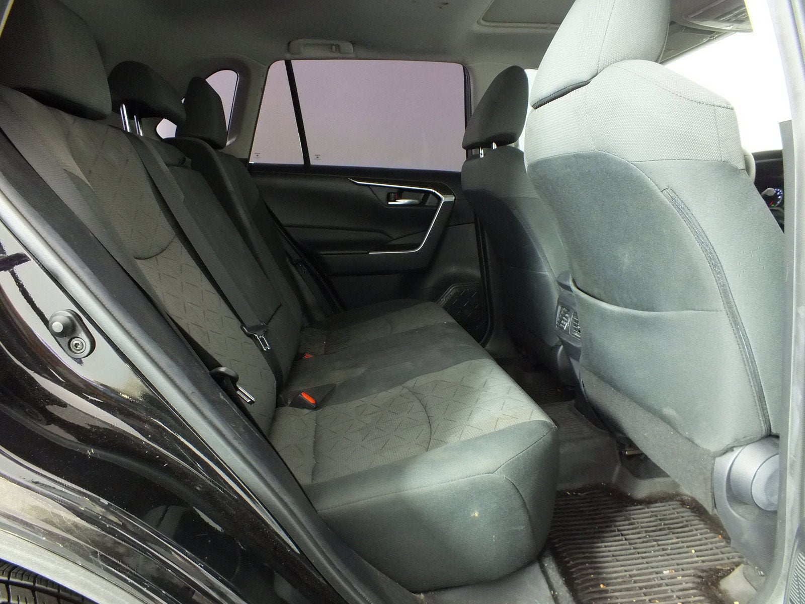 2021 Toyota RAV4 XLE *CLEAN CARFAX*