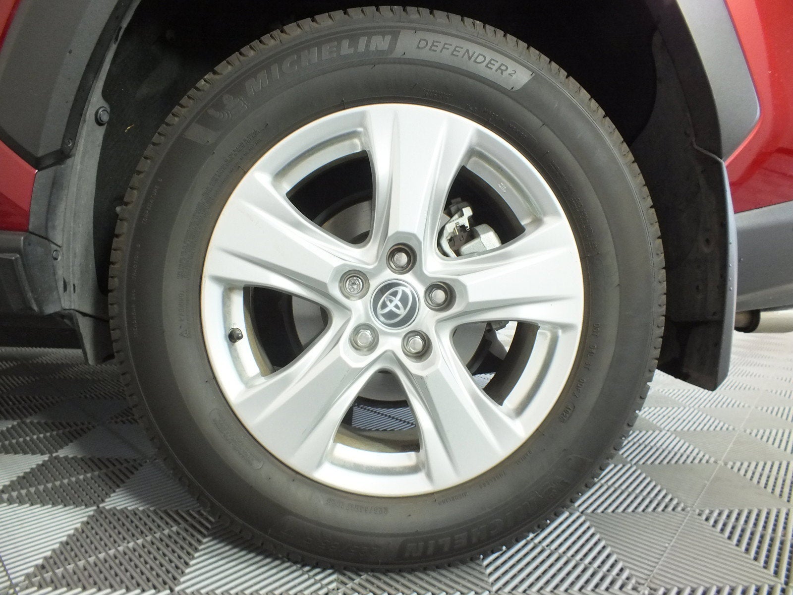 2021 Toyota RAV4 XLE *CLEAN CARFAX*
