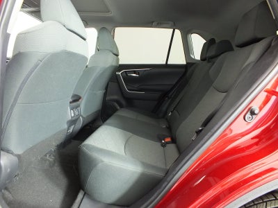 2021 Toyota RAV4 XLE *CLEAN CARFAX*