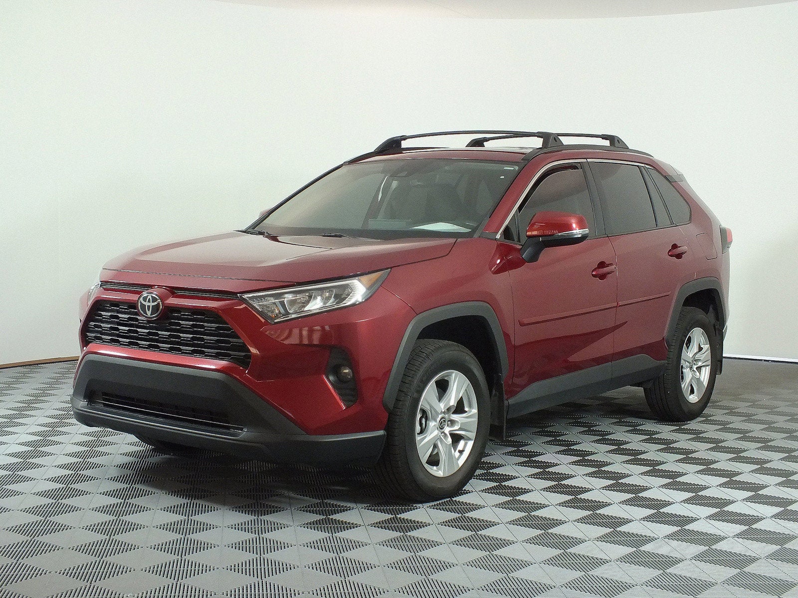 2021 Toyota RAV4 XLE *CLEAN CARFAX*