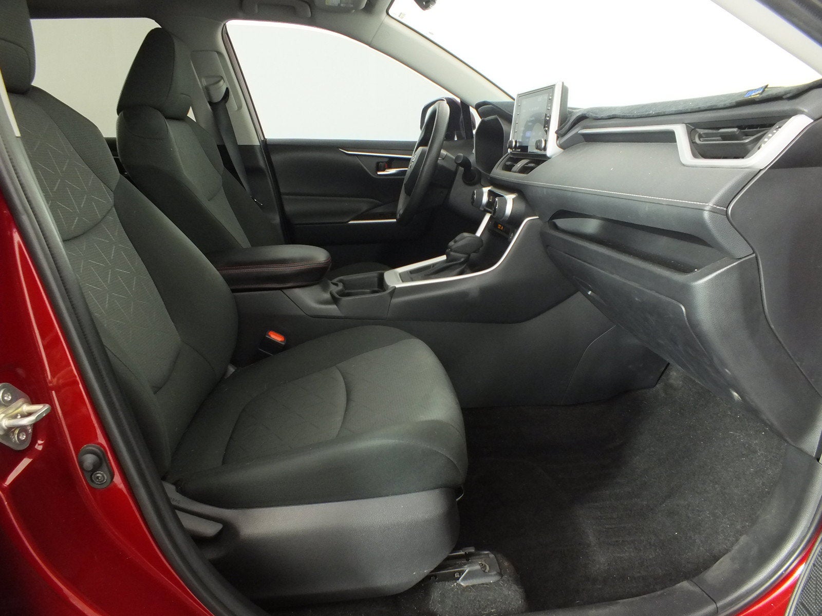2021 Toyota RAV4 XLE *CLEAN CARFAX*