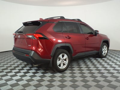 2021 Toyota RAV4 XLE *CLEAN CARFAX*