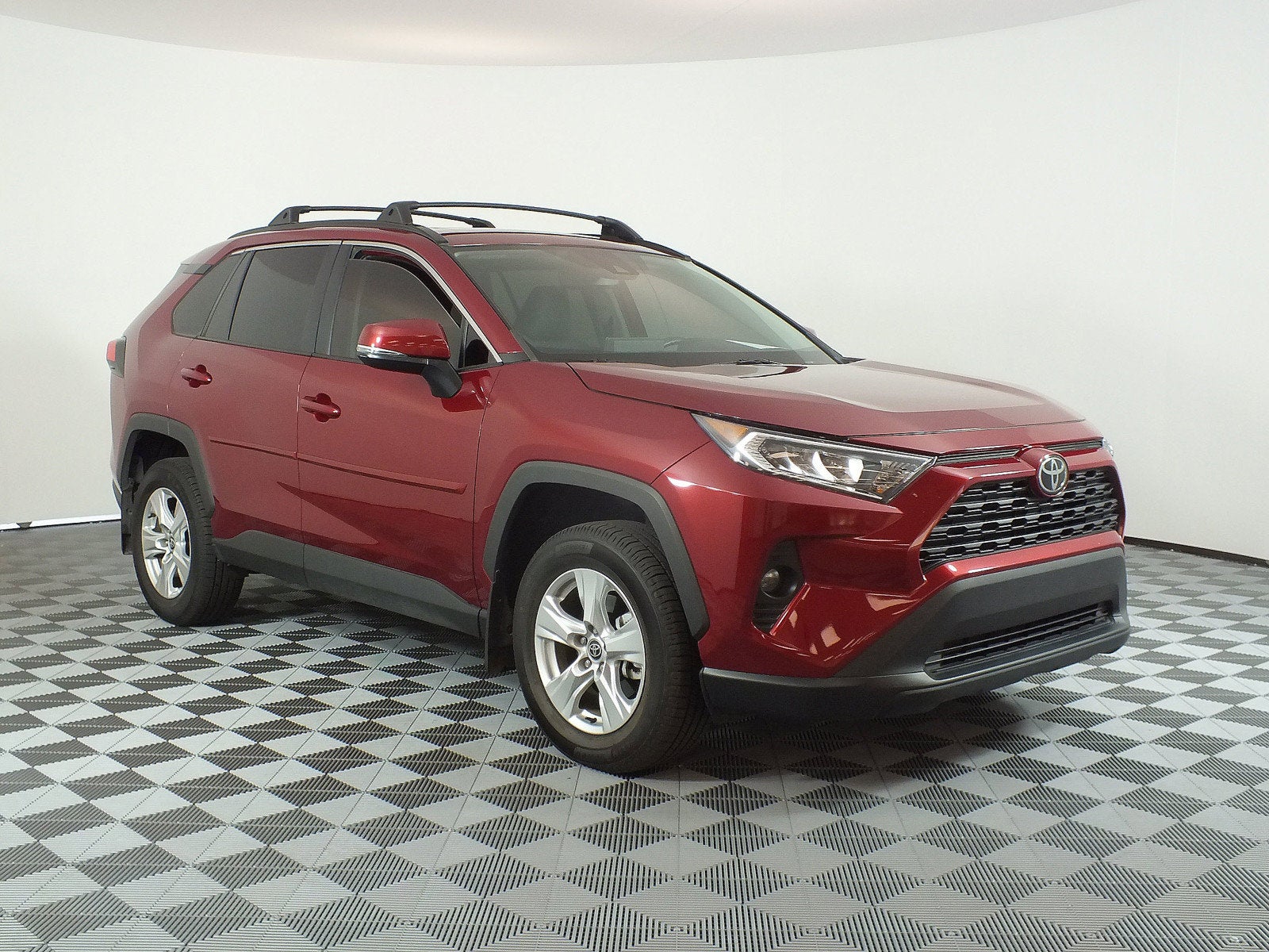 2021 Toyota RAV4 XLE *CLEAN CARFAX*