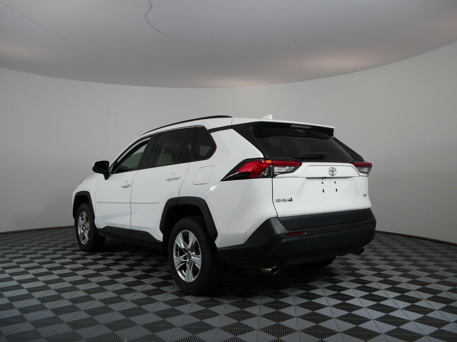 2020 Toyota RAV4 XLE *1-OWNER*
