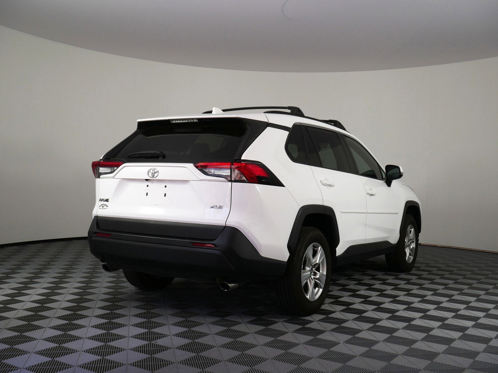 2020 Toyota RAV4 XLE FWD *1 OWNER!*