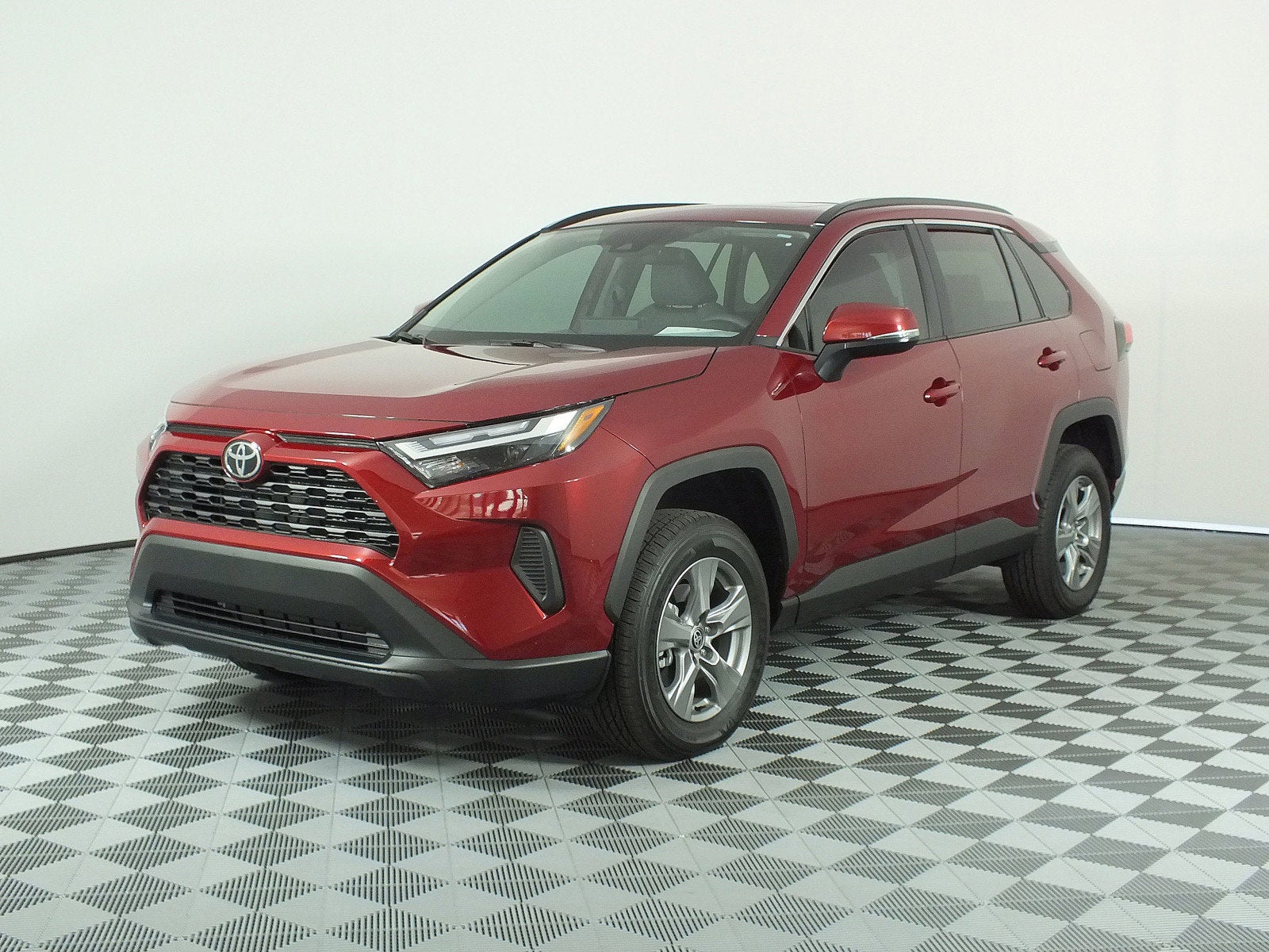 2025 Toyota RAV4 XLE *1-OWNER! ONLY 1K MILES!*