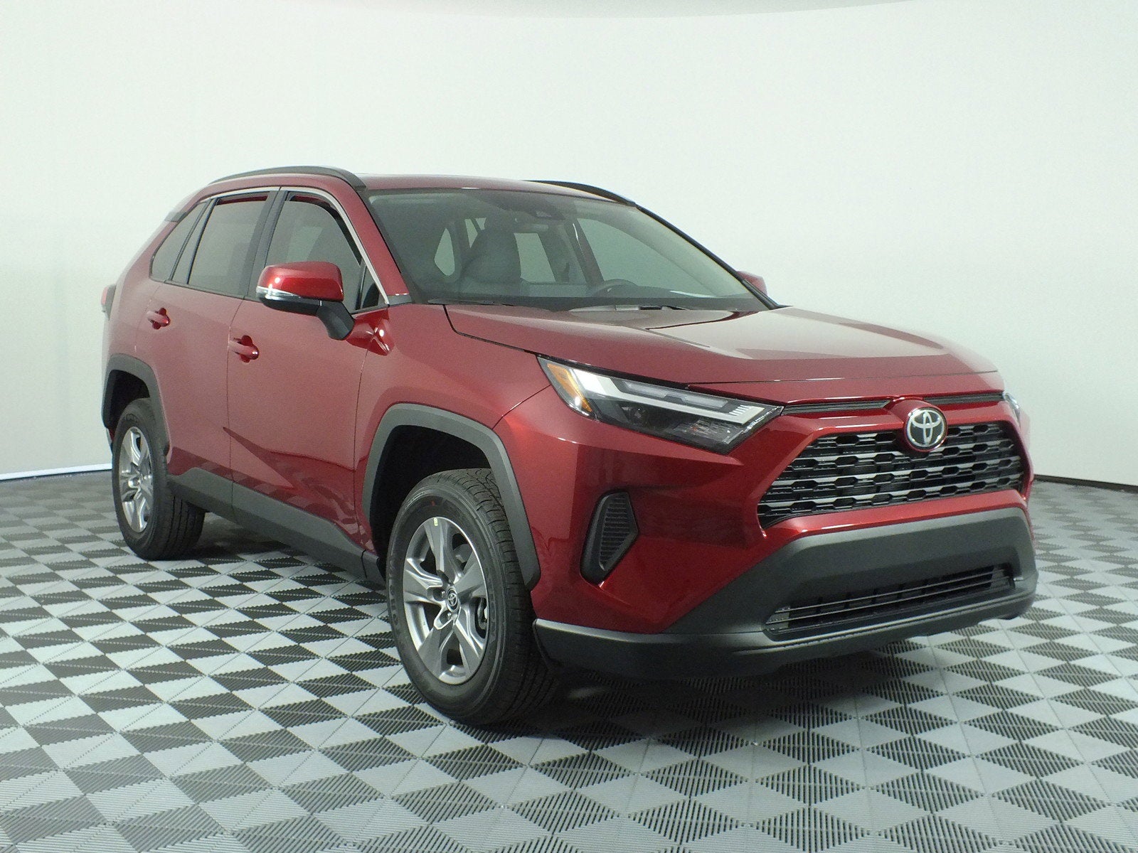 2025 Toyota RAV4 XLE *1-OWNER! ONLY 1K MILES!*