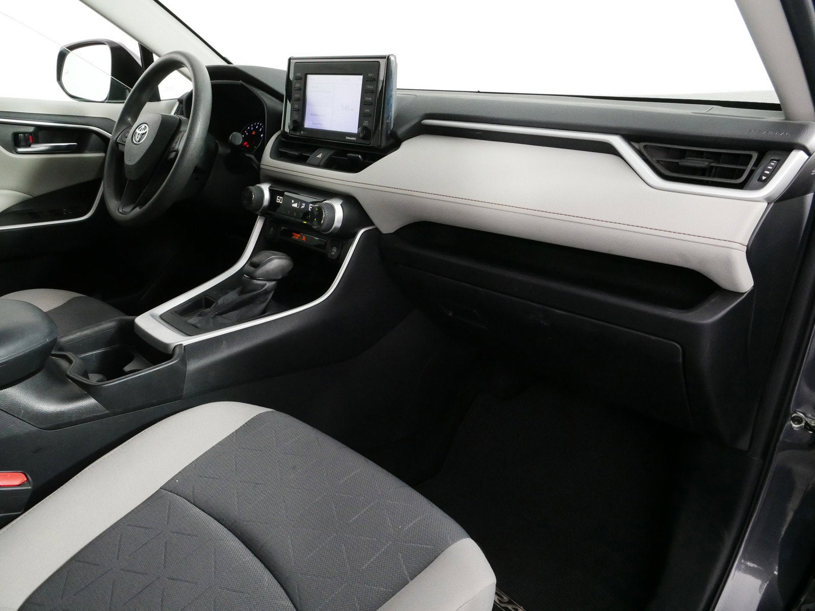 2021 Toyota RAV4 XLE FWD *ROOMY!*