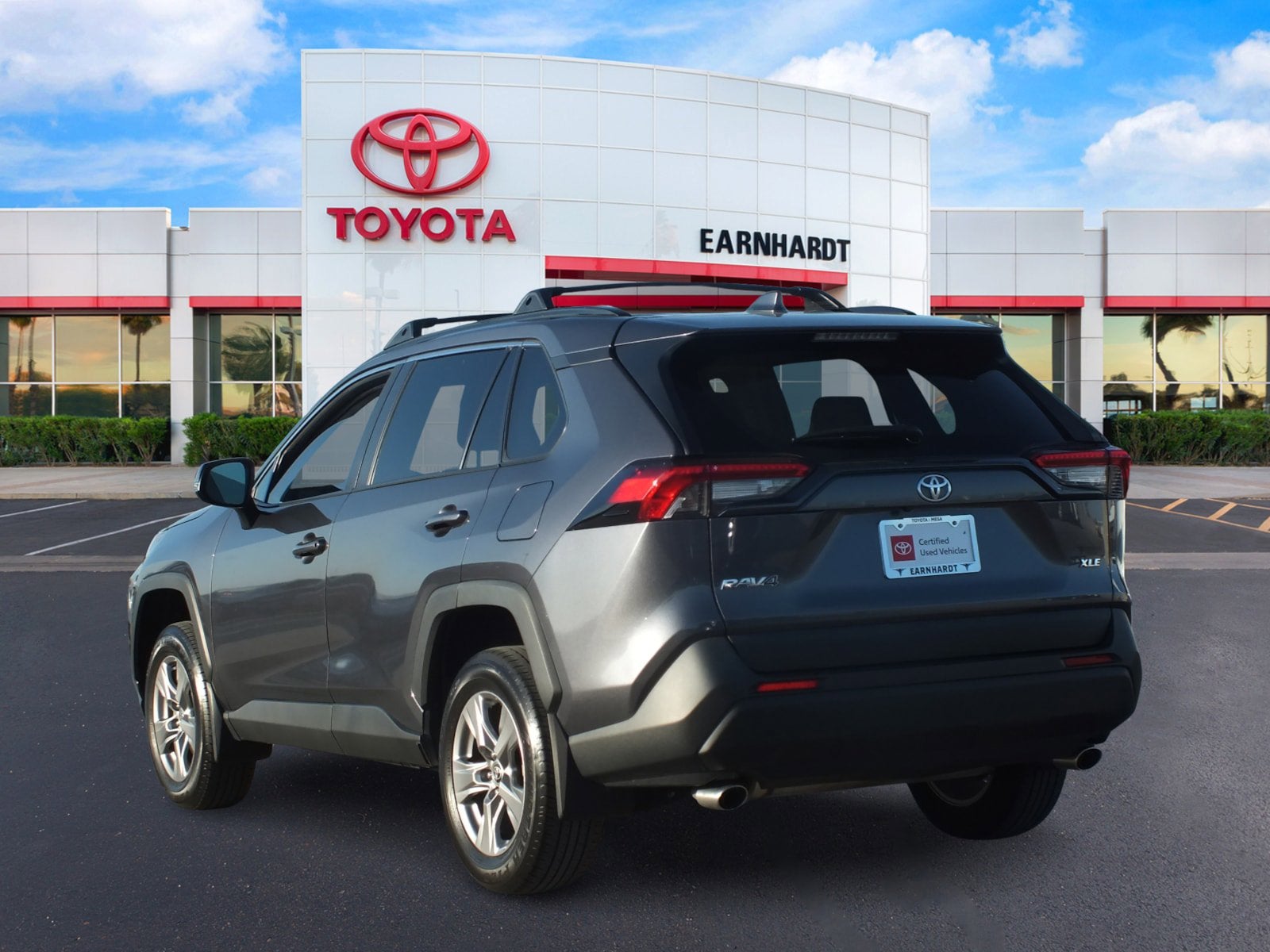 2024 Toyota RAV4 XLE FWD *CLEAN CARFAX*