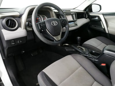 2015 Toyota RAV4 XLE FWD *CLEAN CARFAX*