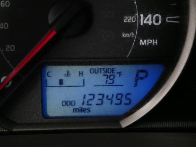 2015 Toyota RAV4 XLE FWD *CLEAN CARFAX*