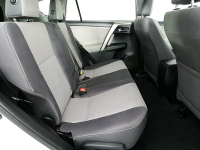 2015 Toyota RAV4 XLE FWD *CLEAN CARFAX*