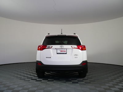 2015 Toyota RAV4 XLE FWD *CLEAN CARFAX*