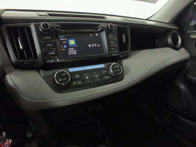 2016 Toyota RAV4 XLE *CLEAN CARFAX*