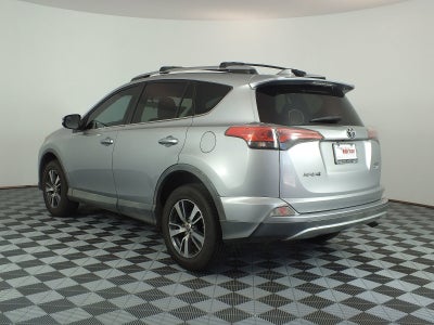 2016 Toyota RAV4 XLE *CLEAN CARFAX*