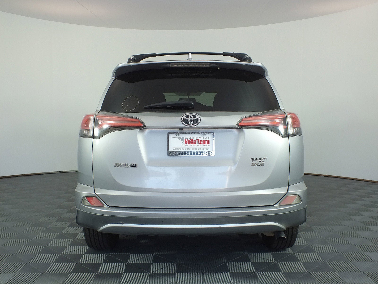 2016 Toyota RAV4 XLE *CLEAN CARFAX*
