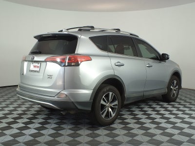 2016 Toyota RAV4 XLE *CLEAN CARFAX*