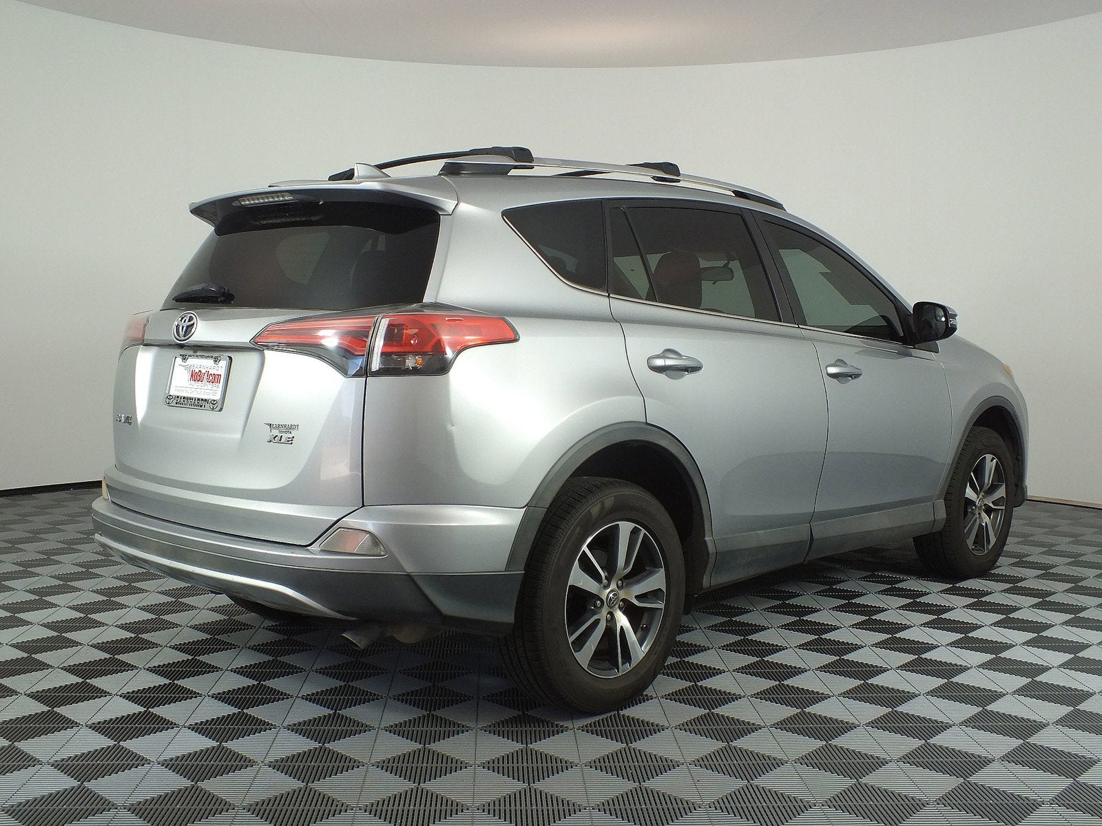 2016 Toyota RAV4 XLE *CLEAN CARFAX*