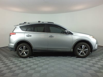 2016 Toyota RAV4 XLE *CLEAN CARFAX*
