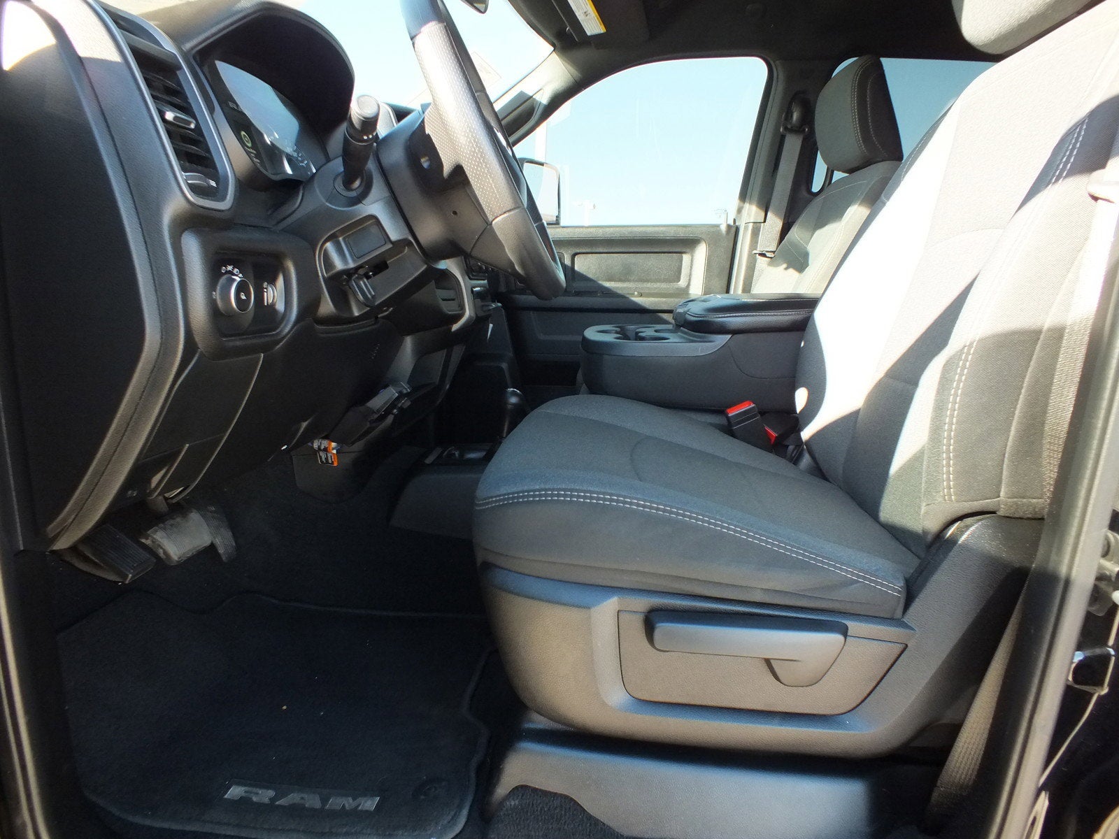 2024 RAM 3500 Tradesman 4WD *1-OWNER*