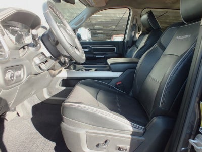 2019 RAM 3500 Laramie 4X4 *1 ONWER! Built to Tow! Built to Impress!*