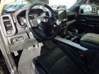 2019 RAM 3500 Laramie 4X4 *1 ONWER! Built to Tow! Built to Impress!*