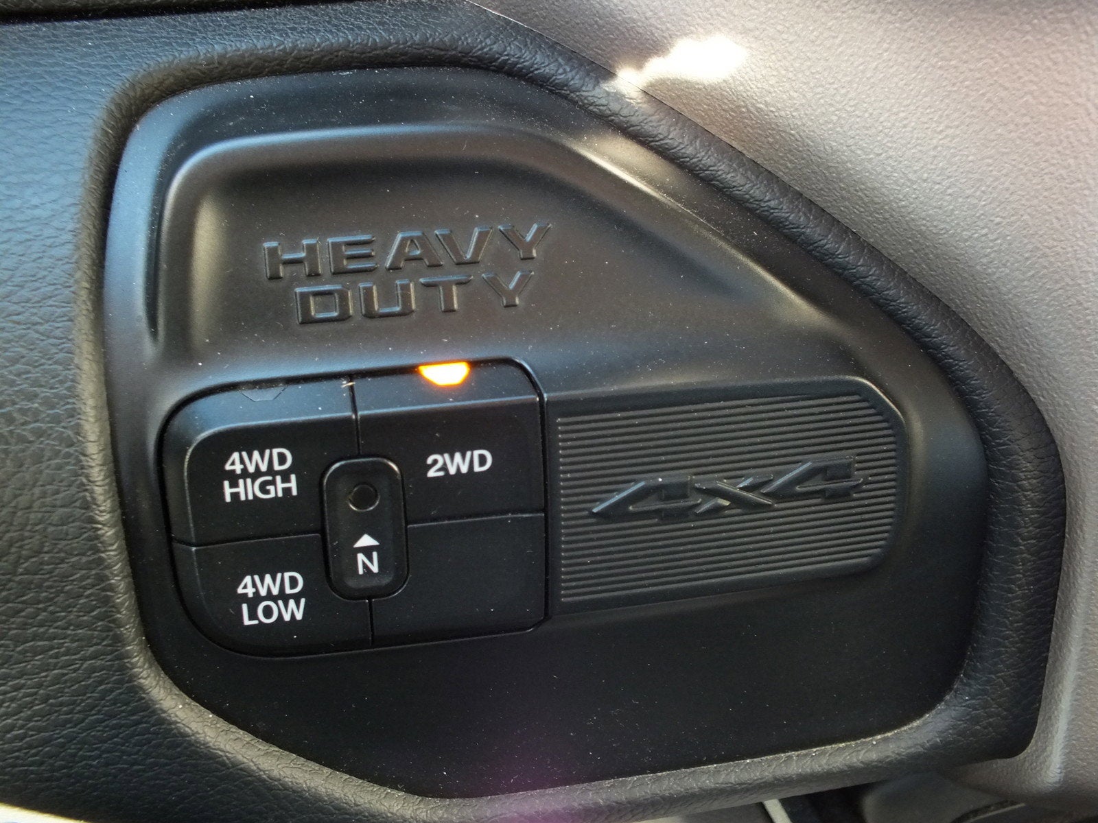 2019 RAM 3500 Laramie 4X4 *1 ONWER! Built to Tow! Built to Impress!*