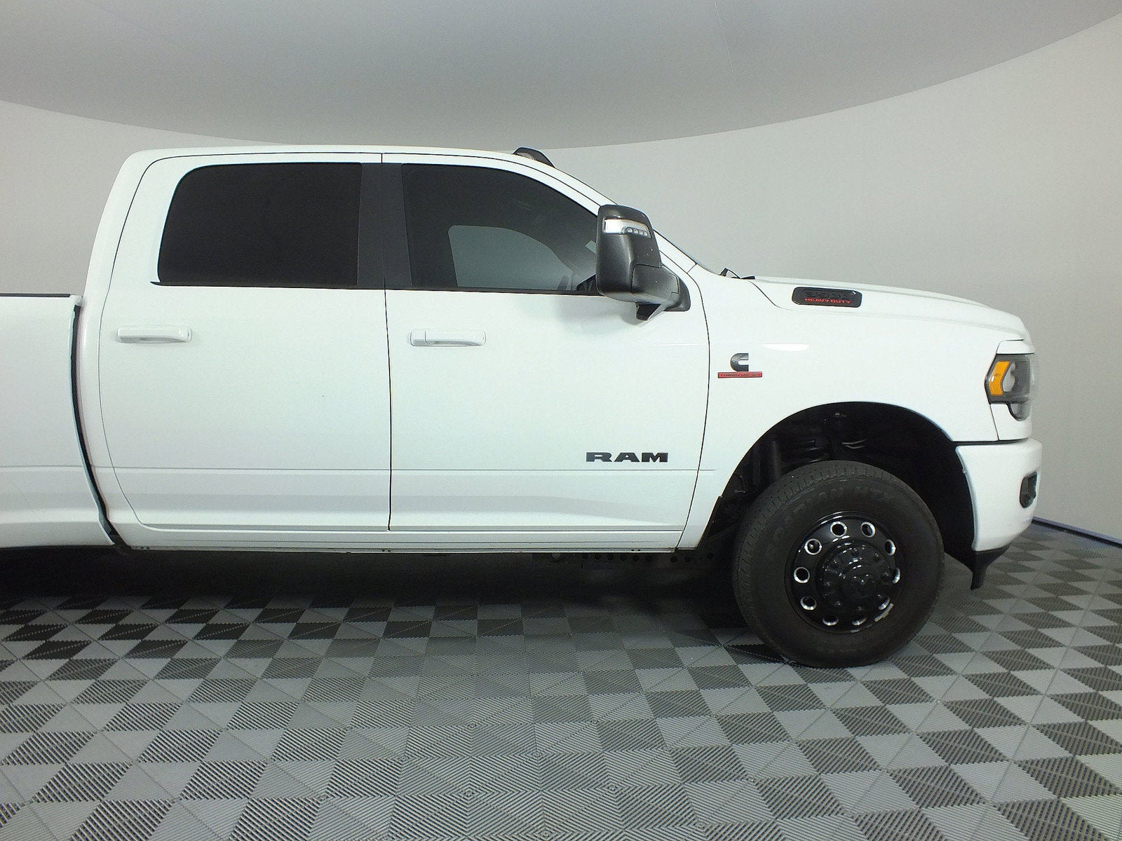 2024 RAM 3500 Big Horn 4WD *1-OWNER! LOW MILES!*